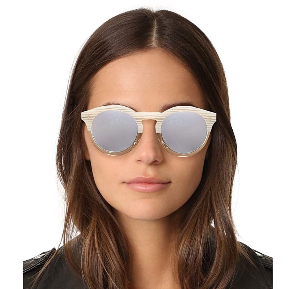 Illesteva Leonard II cream stripes silver mirror